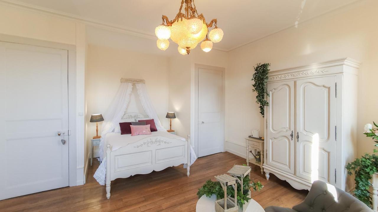 Le Jardin Des Lys Bed and Breakfast Gemmelaincourt Exterior foto